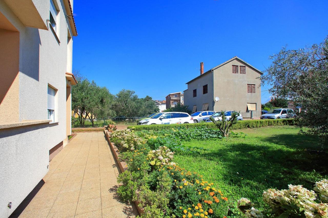 Sunny Apartments Бибине Екстериор снимка